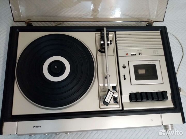Проигрыватель винила Philips 972