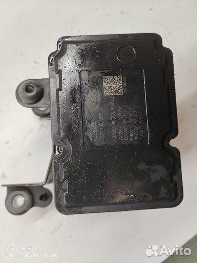 Блок ABS (насос) Freelander 2 2007-2014