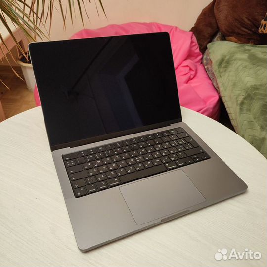 Apple macbook 14 m1pro 16 512