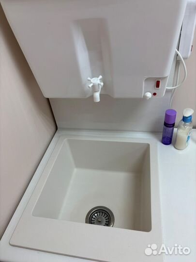 Мебель для салона красоты бу