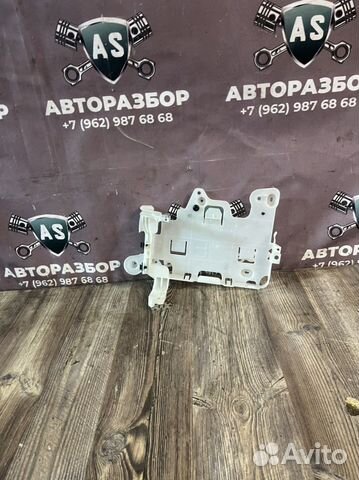 Bmw 5G30 Держатель BDC