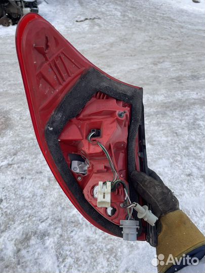 Toyota Rav 4 Задний правый фонарь