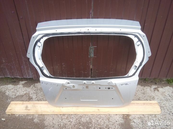 Крышка багажника Chevrolet Spark M300