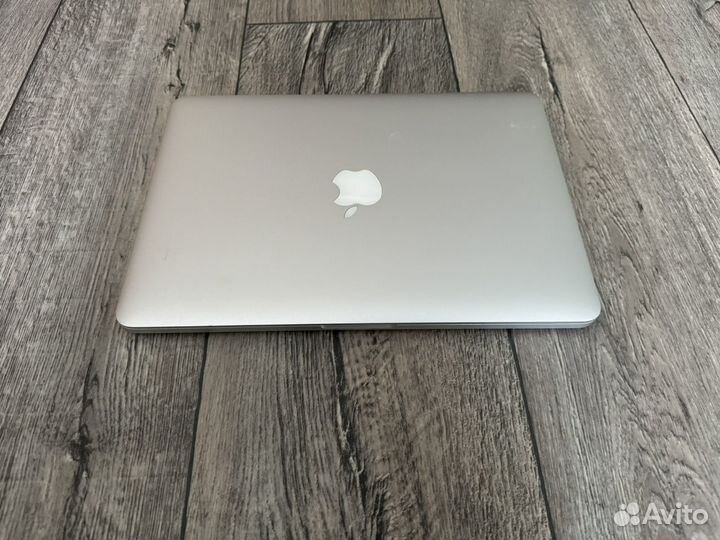 Apple MacBook Pro 13 Retina /Core i5/8GB/Intel GPU