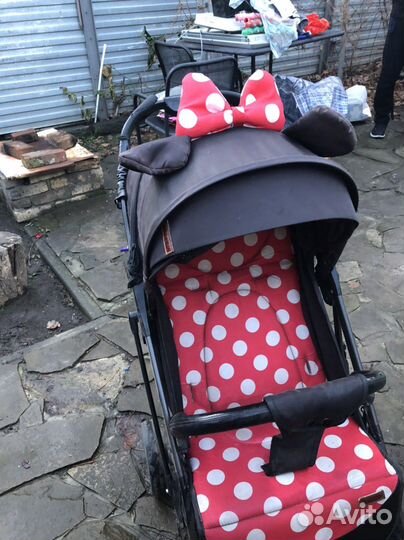 Прогулочная коляска