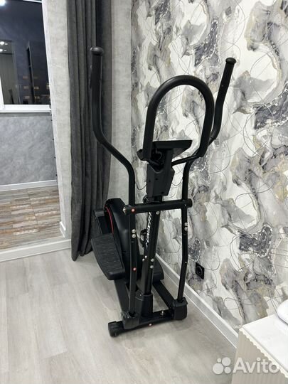 Эллиптический тренажер