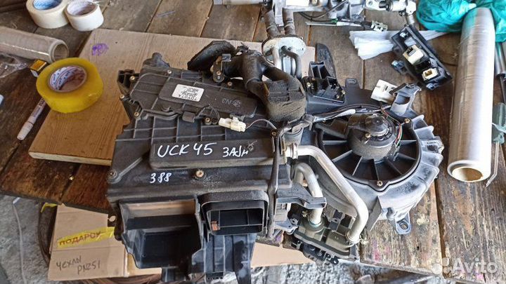 Печка задняя Toyota Sequoia UCK45 2UZ-FE 2005