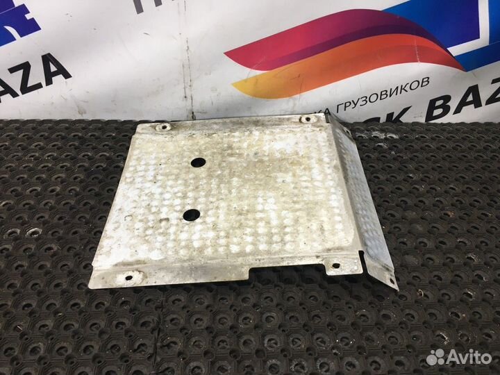 Защитная панель глушителя Mercedes-Benz Actros