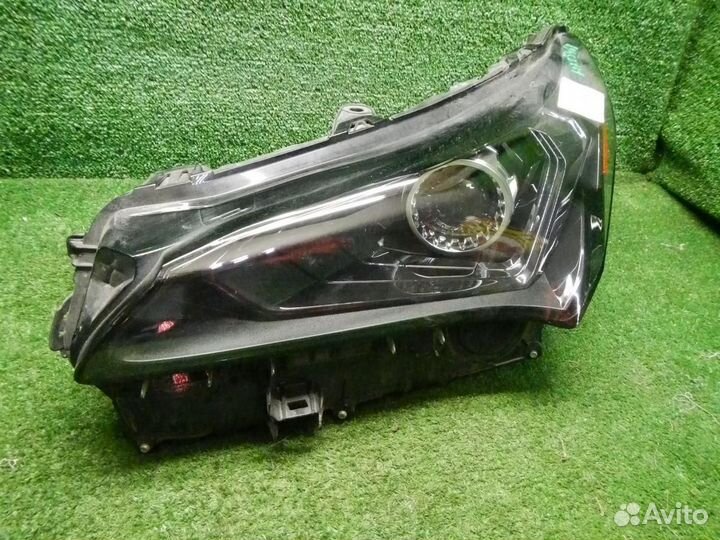 Фара левая Lexus NX200/NX200t/NX300/NX300h