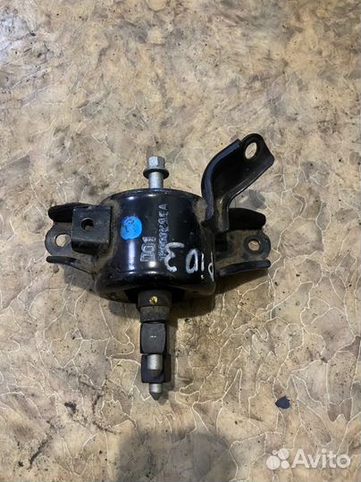 Подушка коробки левая киа рио 3 хендай солярис 1