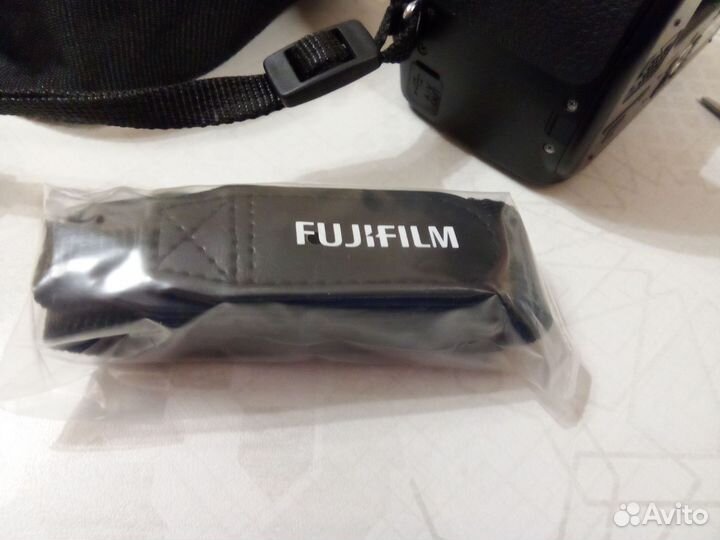 Цифровой фотоаппарат Fujifilm