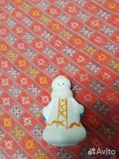 Ёлочные игрушки из пенопласта