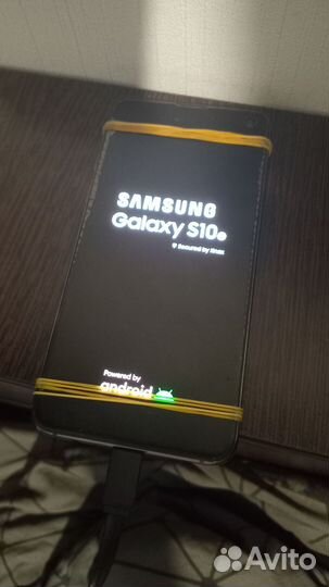 Samsung Galaxy S10e, 6/128 ГБ