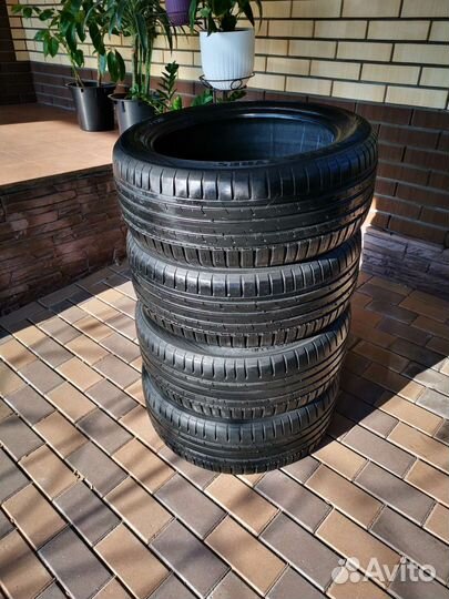 Nokian Tyres Hakka Blue 2 215/50 R17 W