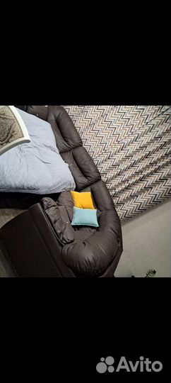 Угловой диван