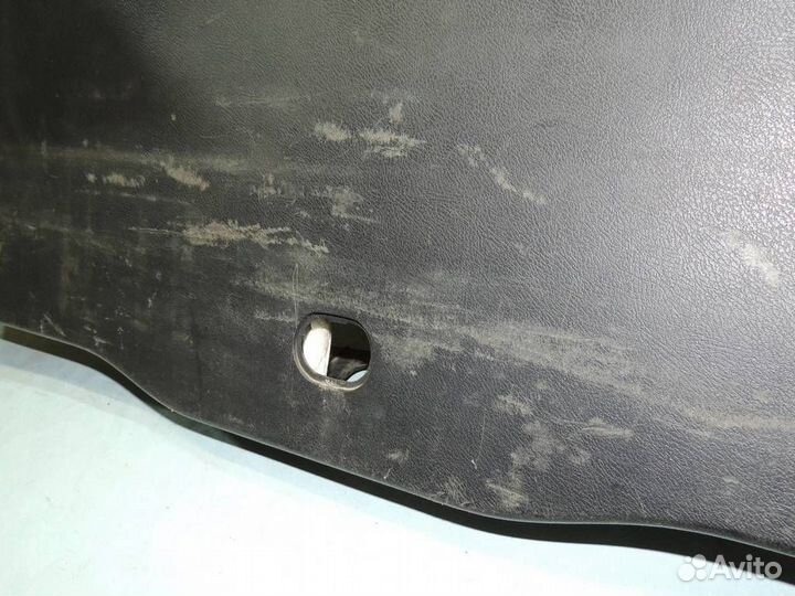 Обшивка двери багажника Honda Civic 5D