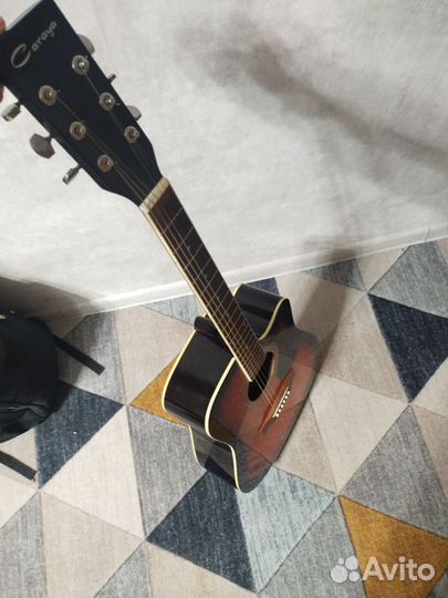 Акустическая гитара