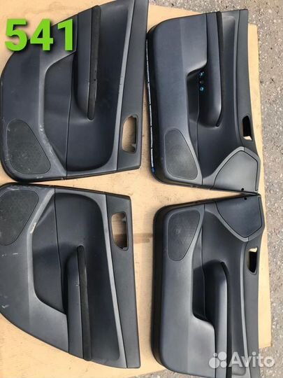 Комплект дверных карт Пежо 307