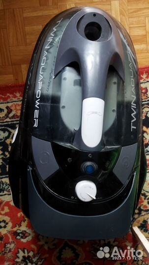 Моющий пылесос