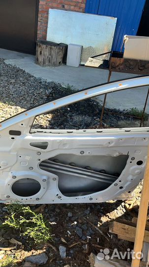 Дверь передняя правая Mazda 3 BM