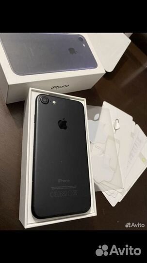 iPhone 7, 32 ГБ