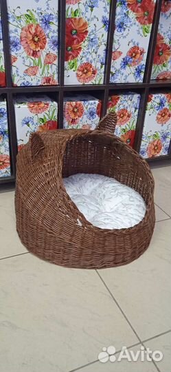 Лежанка для кошек или маленьких собак