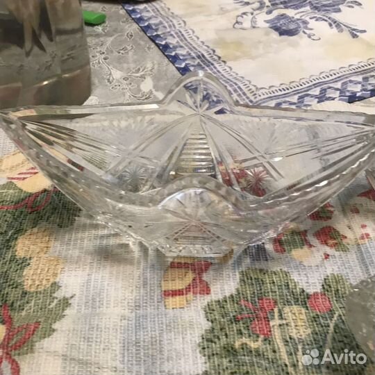 Посуда из хрусталя и Термос металл