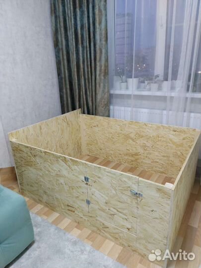 Щенятник, загон, вольер, родильный домик для собак