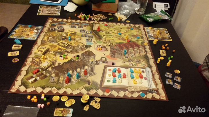 Настольные игры в коробках под заказ