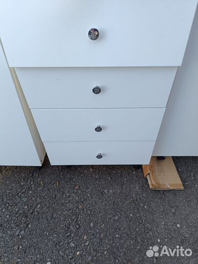 Кухонный гарнитур б/у полгода