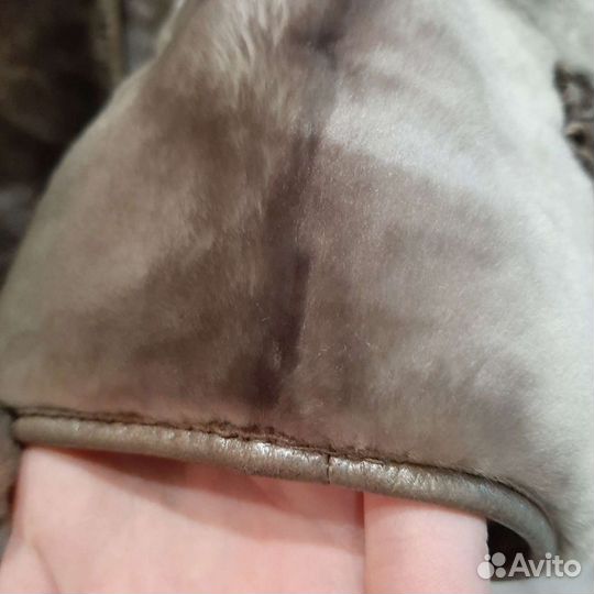 Шуба мутоновая с капюшоном