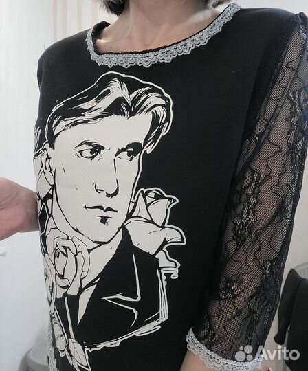 Свитшот с изображением Маяковского