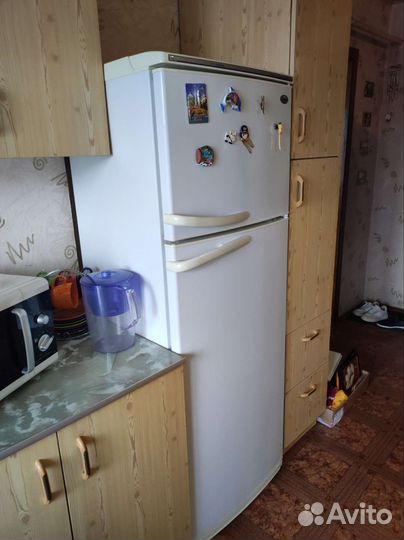 Холодильник atlant двухкамерный бу