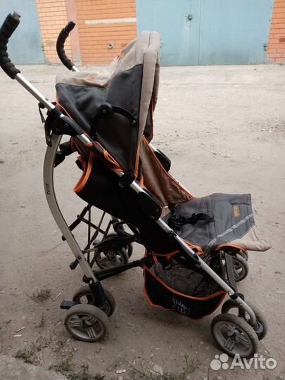 Прогулочная коляска трость бу