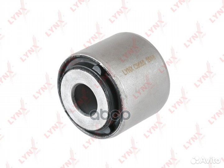 Сайлентблок рычага подвески зад прав/лев C9