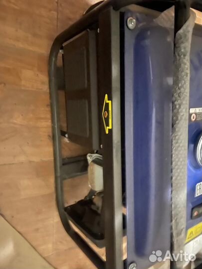 Продаю генератор