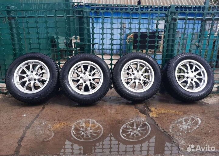 Продам колеса в сборе зима на литых дисках R15
