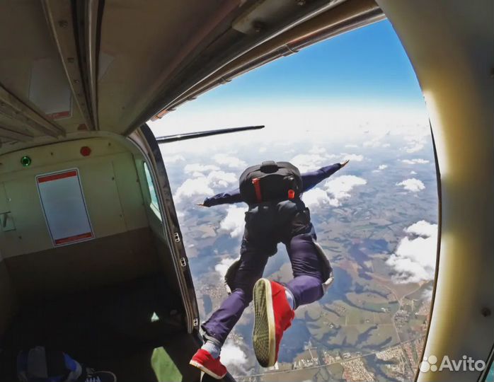 Самостоятельный прыжок с парашютом