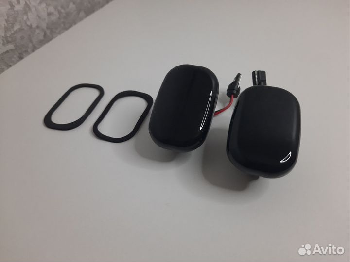 Поворотники диодные toyota новые