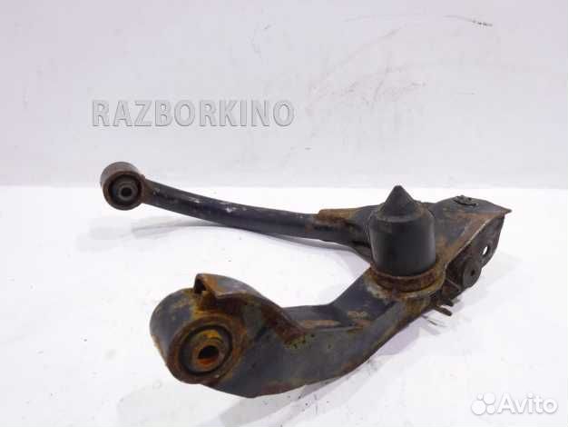 Рычаг задний верхний правый