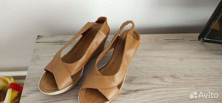 Босоножки женские 40 размер бу