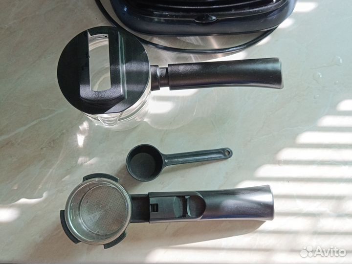 Кофеварка рожковая delonghi EC 9