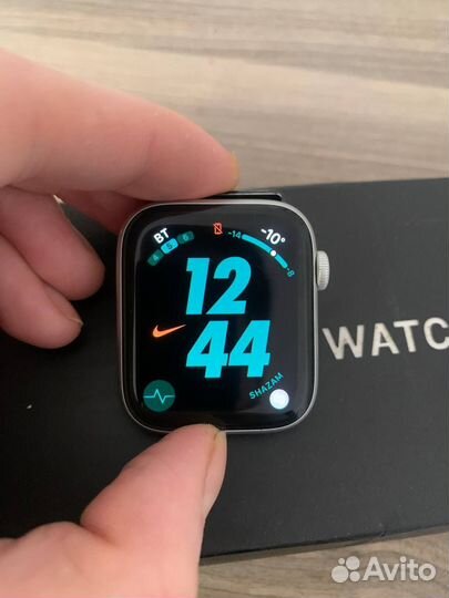 Часы apple watch 6 44 mm nike