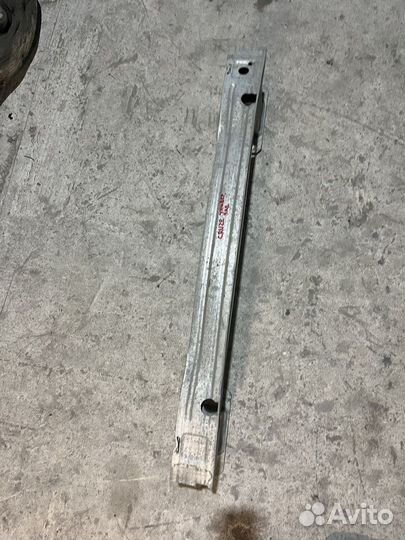 Усилитель заднего бампера Chevrolet Cruze