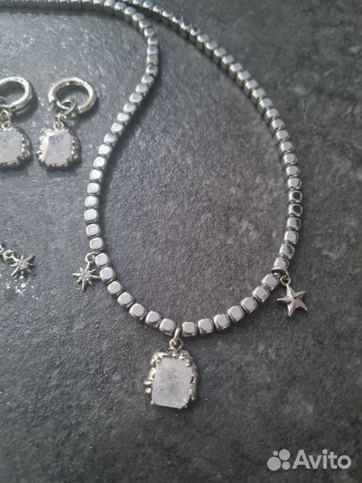 Колье чокер из натуральных камней