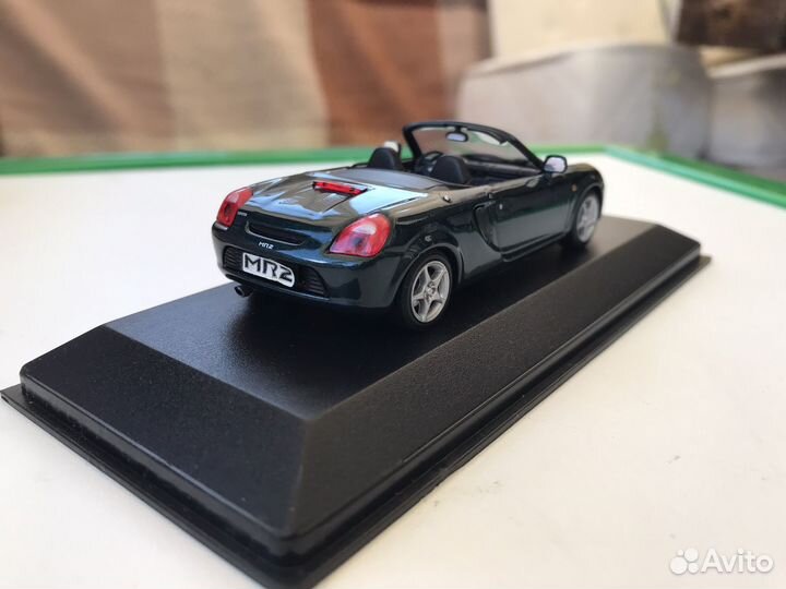 Minichamps 1/43 Toyota MR2