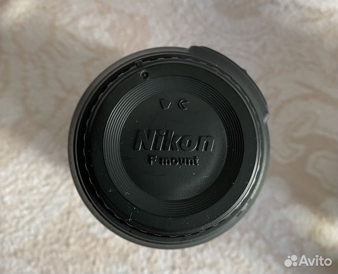 Объектив Nikon 18-105mm
