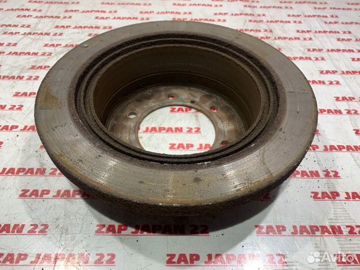 Тормозной диск задний Mitsubishi Delica PE8W 4M40