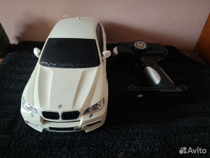 Машина радиоуправляемая BMW X6M 1:14