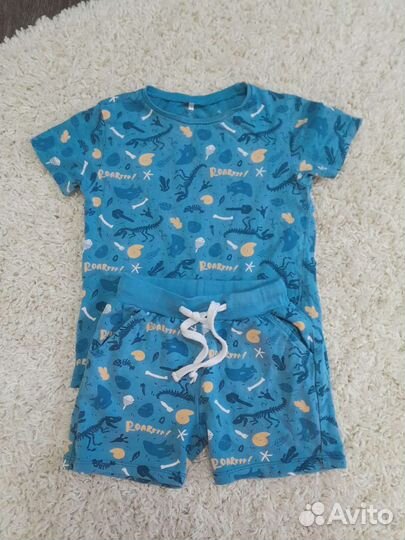 Костюм на мальчика шорты и футболка 104